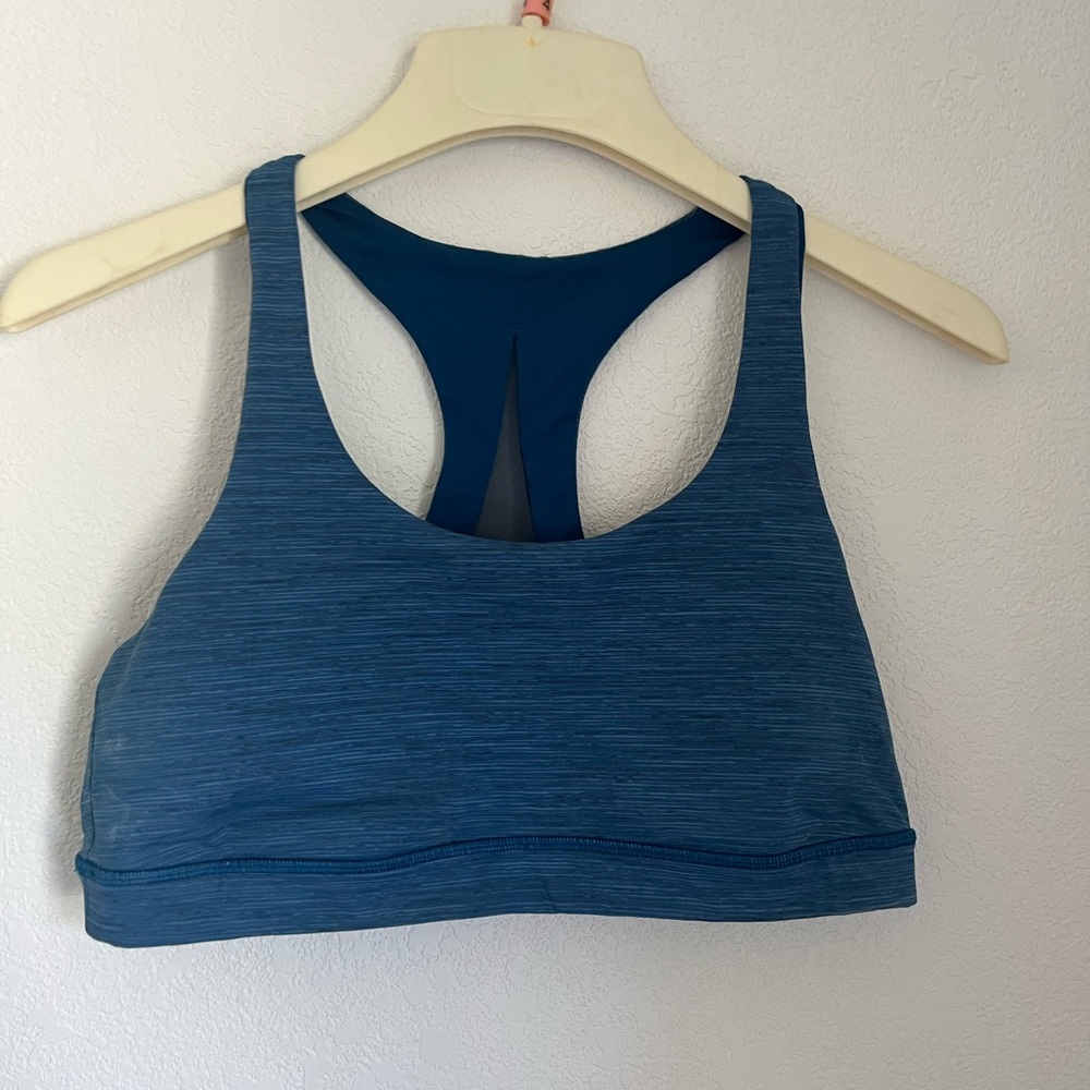 Lululemon Inviograte Bra Medium support